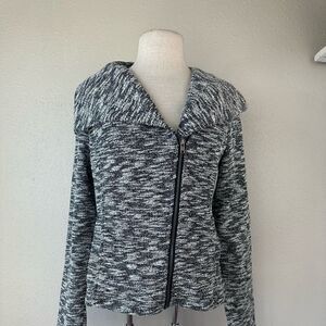 NWT Mystree Women’s Collared Zip Up